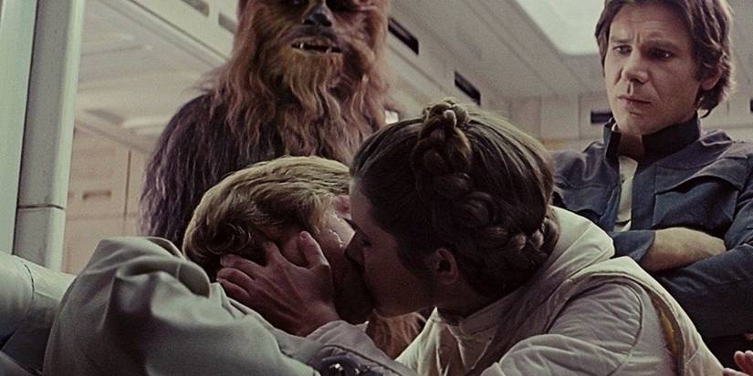 star wars the empire strikes back luke and leia kiss