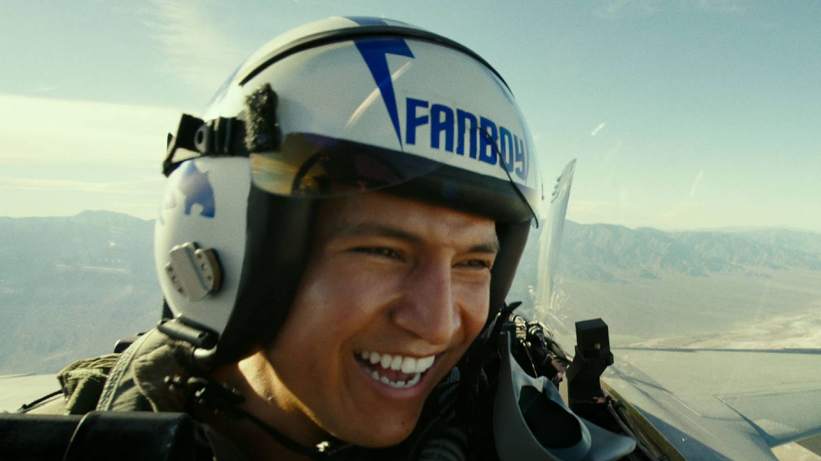 Top Gun: Maverick Star Uses Viral AI Trend for Bizarre New Headshots