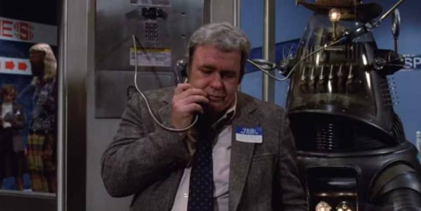 Every Easter Egg In Gremlins