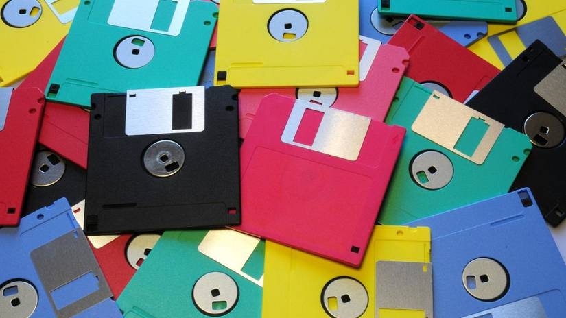 10 Gadgets From The '90s That Became Pop-Culture Icons