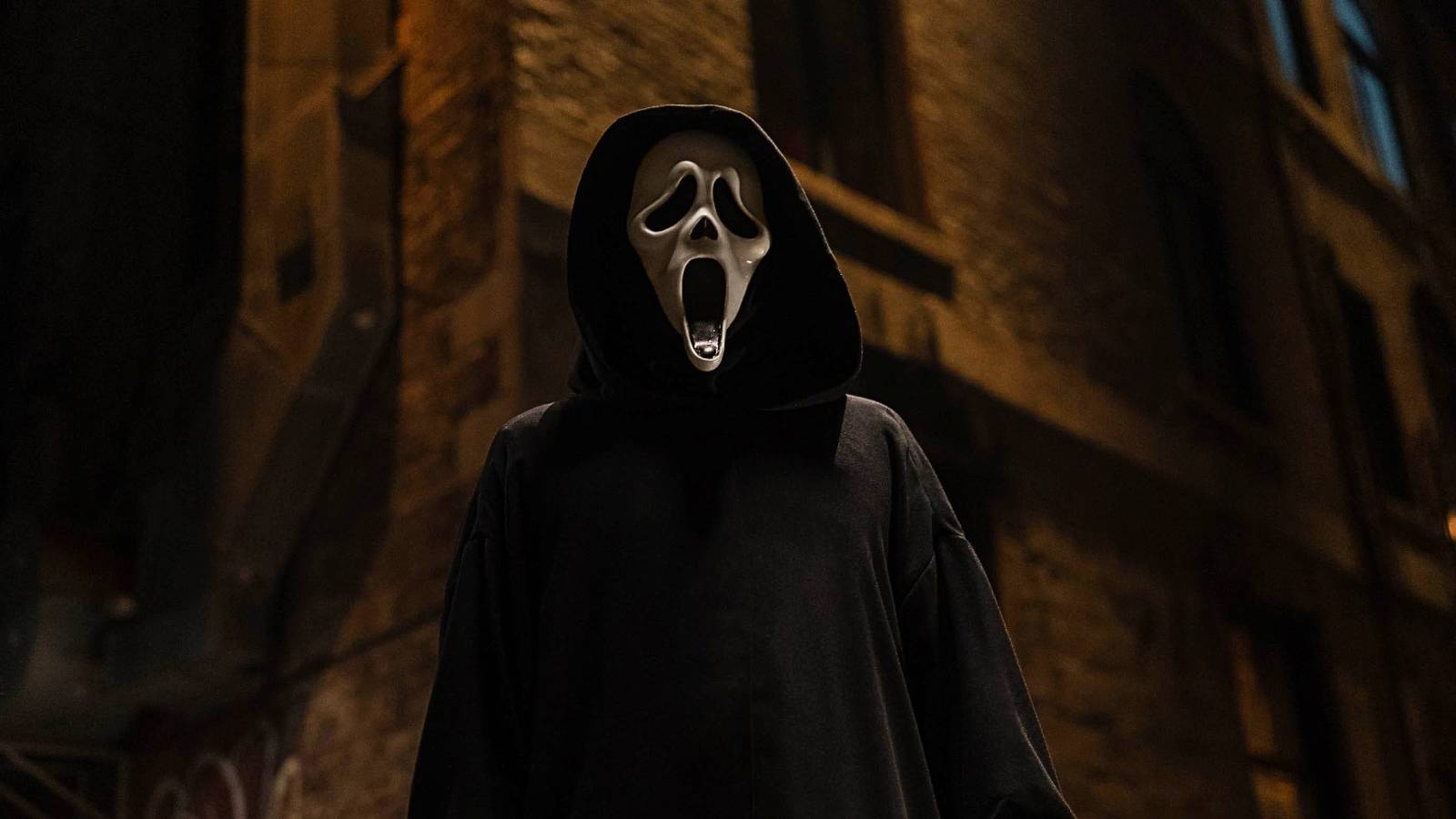 Scream 6 Image Reveals Ghostface In New York City