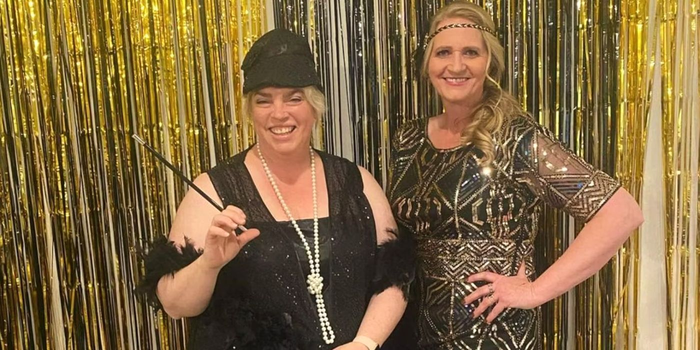 Sister Wives có sự tham gia của Janelle và Christine Brown tại bữa tiệc sinh nhật của Christine trong trang phục flapper