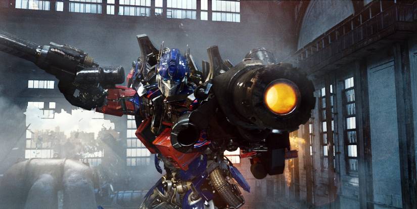 Optimus Prime aiming his cannon in Transformers: Revenge of the Fallen.