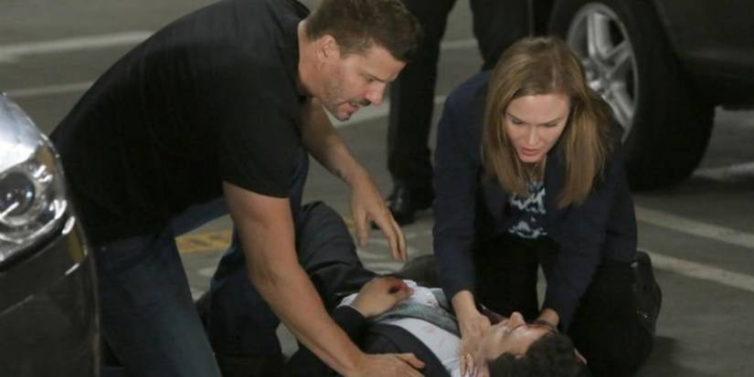 Bones and Booth with a dying Sweets.