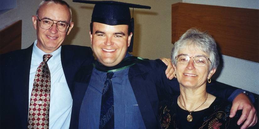 David e Kathleen Bagby com seu filho Andrew em Dear Zachary