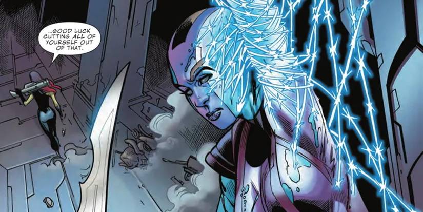 10 Marvel Tie-In Scenes That Change Key MCU Moments