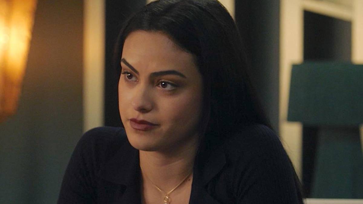 Veronica Ridge Actor Riverdale's Veronica Actor Reveals One Prop She Took (But Isn't Done)