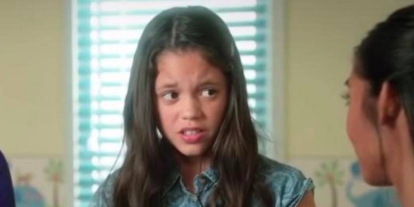 Jenna Ortega como a jovem Jane em Jane the Virgin.