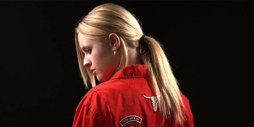 Lulu Wilson como Becky em The Wrath of Becky