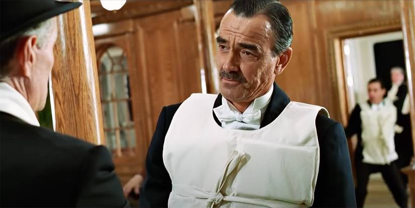 Titanic deleted scene of John Jacob Astor (Eric Braeden) shaking Benjamin Guggenheim's (Michael Ensign) hand.
