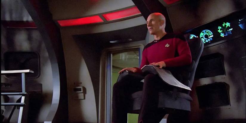 Star Trek: Jean-Luc Picard's Entire Character Timeline Explained