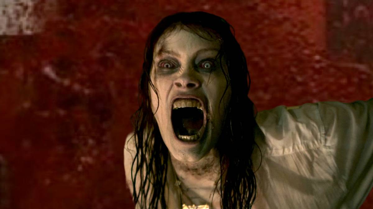 Evil Dead Risning Evil Dead Rise Needed So Much Blood A Kitchen Was Hired Out To Make It