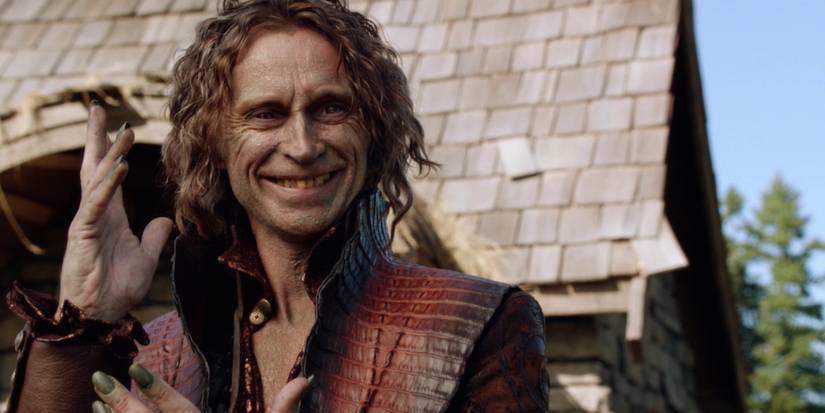 Rumplestiltskin waving in Once Upon a Time