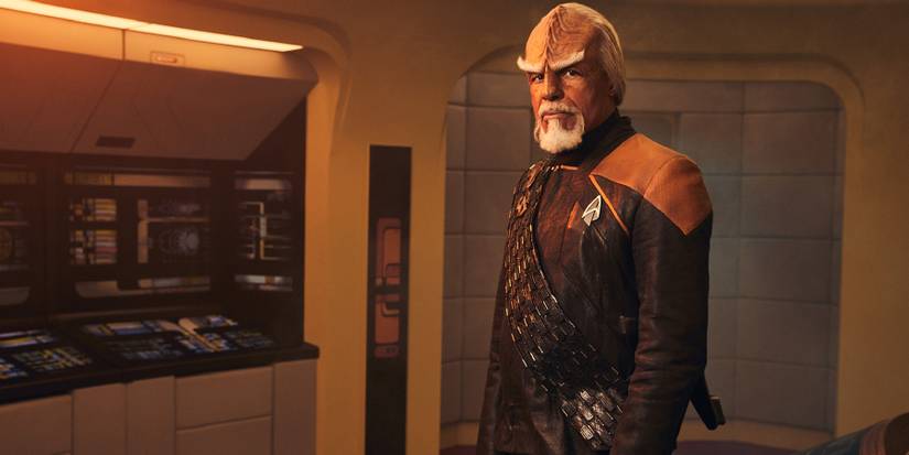 Star Trek Left A Weird Loophole For Worf To Appear In Strange New Worlds