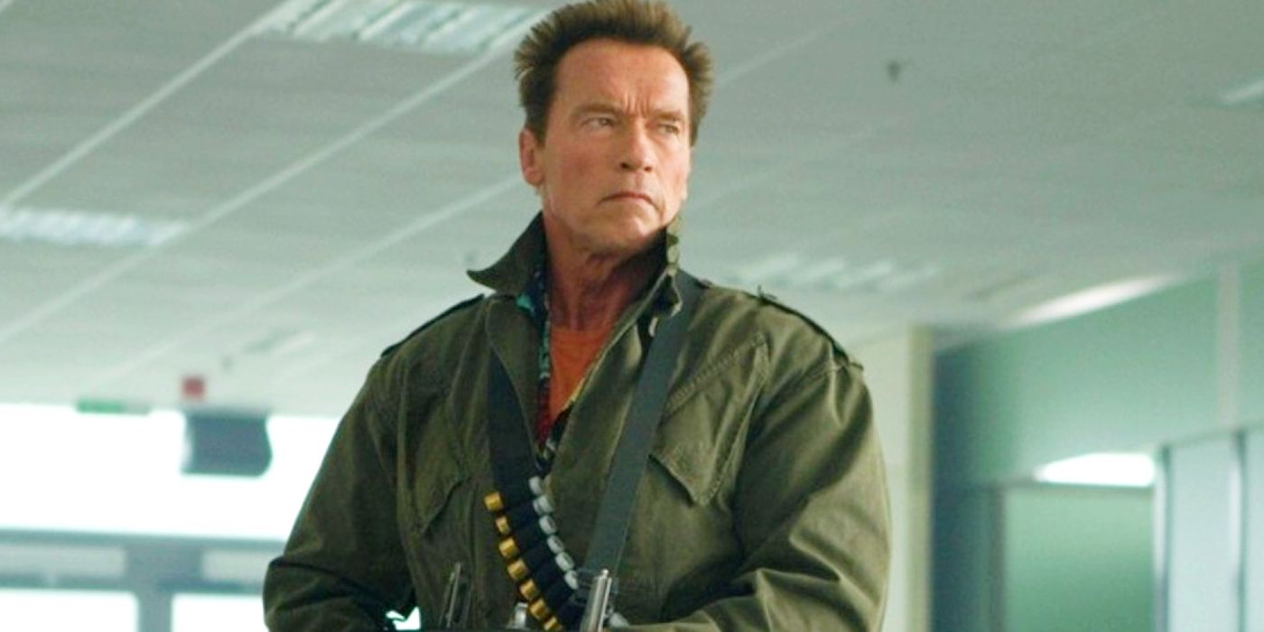 Arnold Schwarzenegger como Trench em Mercenários 2.