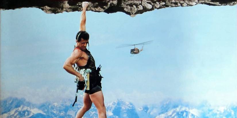 Cliffhanger Sylvester Stallone como Gabe Walker Pendurado em Um Braço