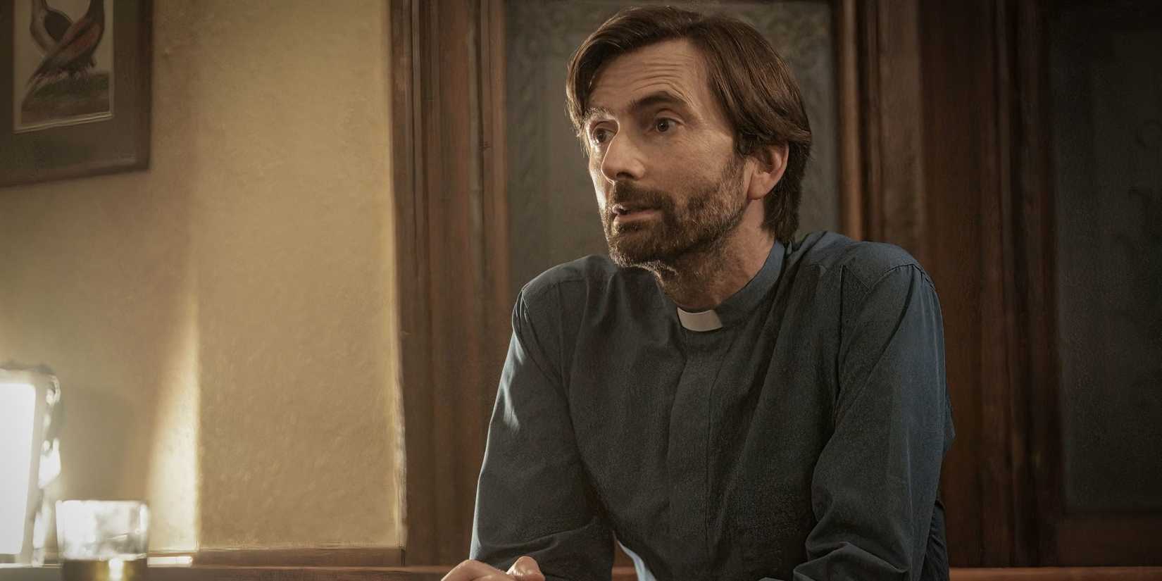 David Tennant in a pub in Inside Man