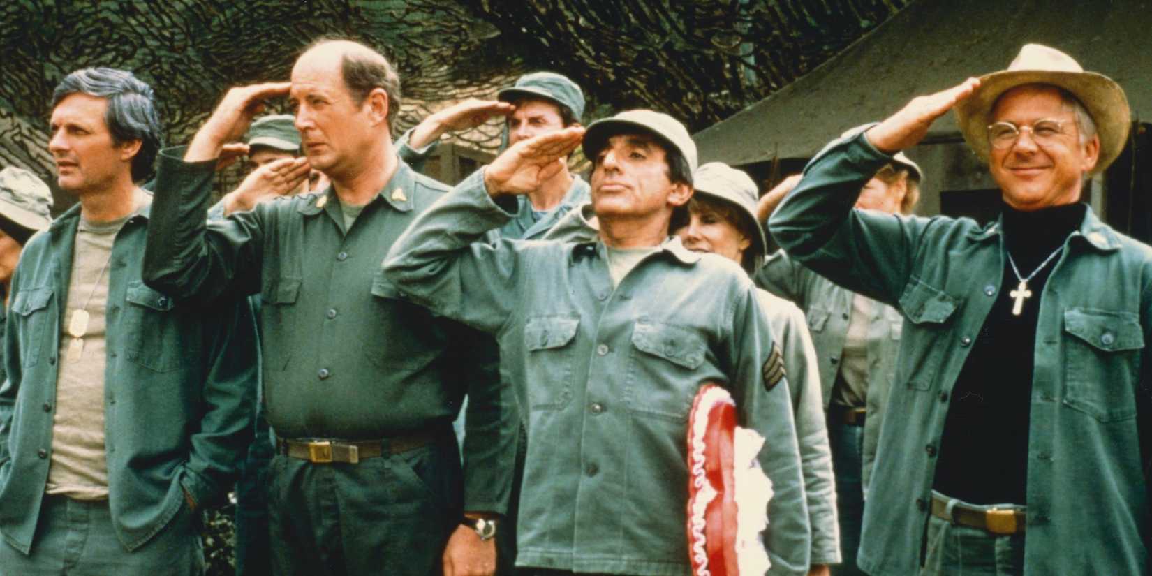 M*A*S*H finale, as all the soldiers say goodbye by saluting