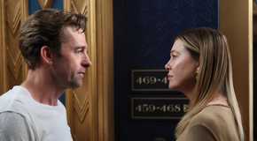 Scott Speedman as Nick Marsh & Ellen Pompeo as Meredith Grey in a doorway in Grey's Anatomy