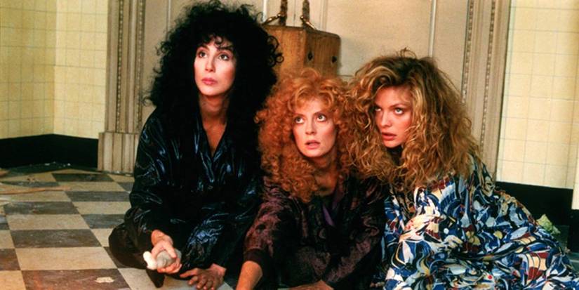Cher, Susan Sarandon, and Michelle Pfieffer in Witches of Eastwick on the floor