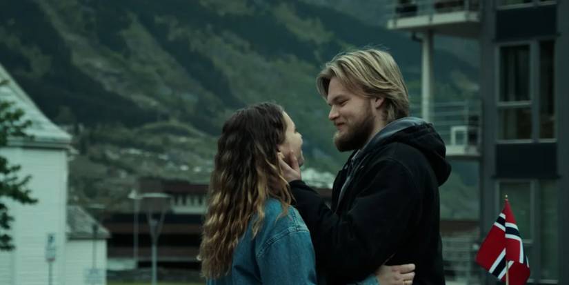 Magne and Saxa look in each other's eyes in Ragnarok season 3