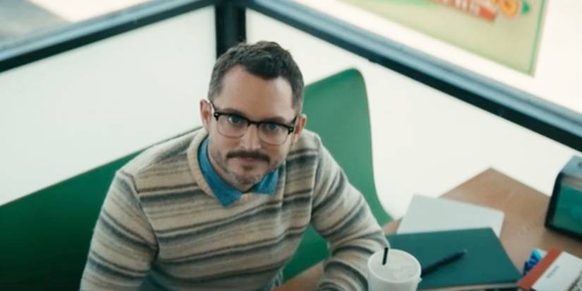 elijah wood as studious guy in i m a virgo