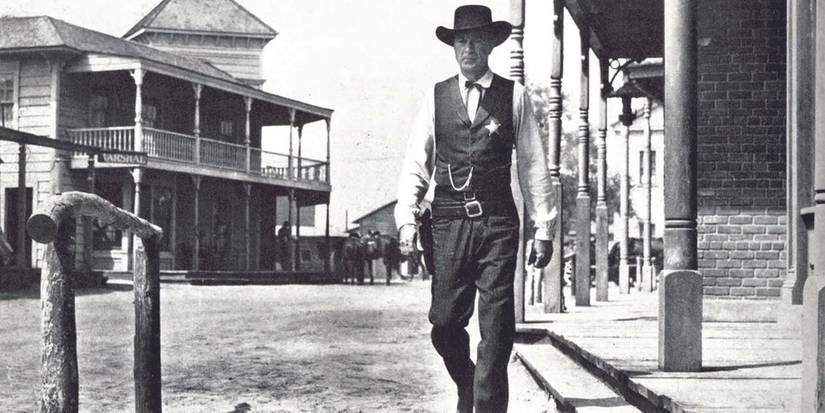 Gary Cooper walking down the street in High Noon 1952