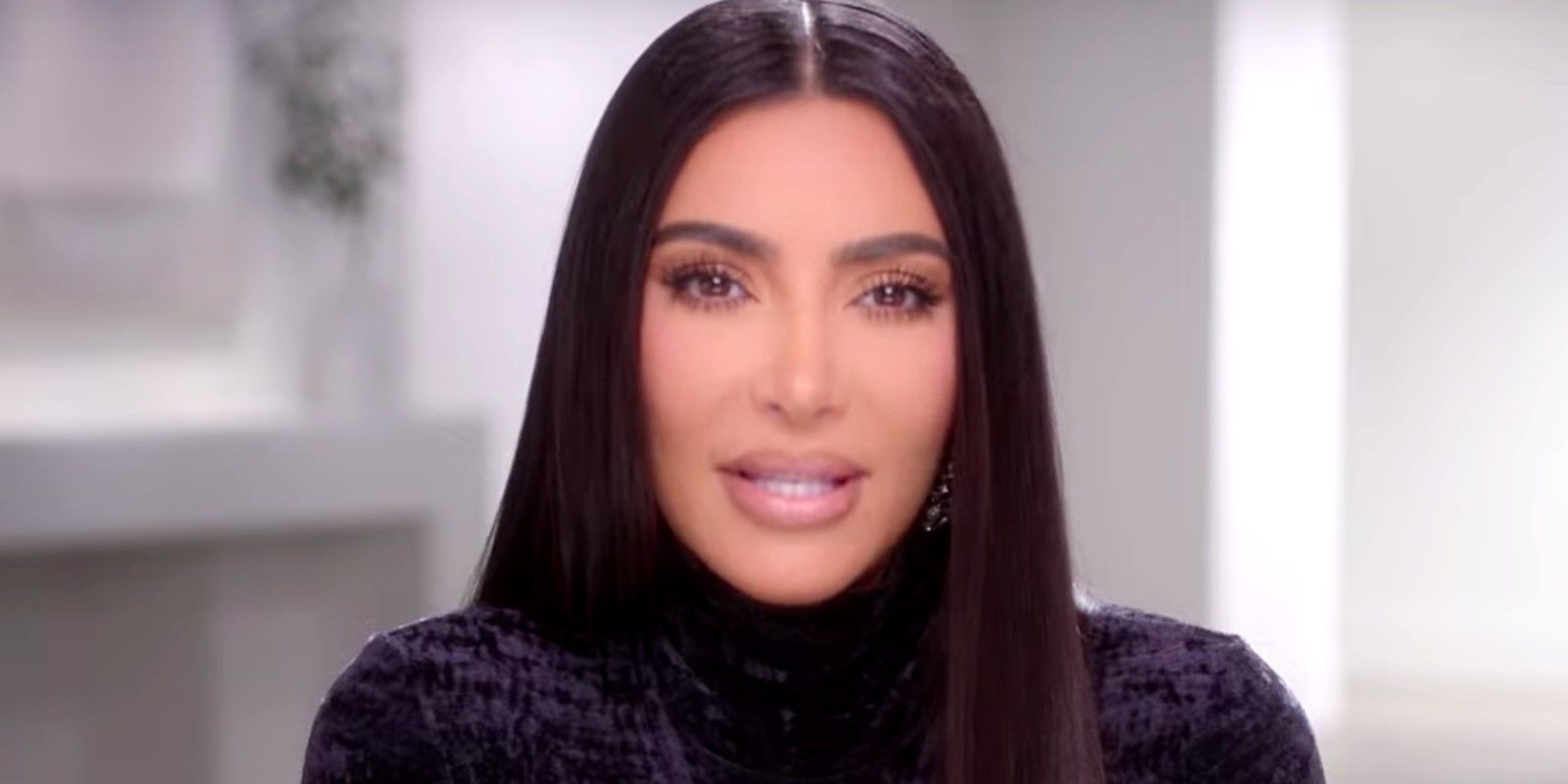 The Kardashians Season 7 Trailer Promises Crazy Moments, Delivers Nothing