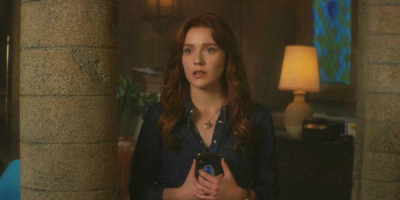 Nancy in Nancy Drew season 4, episode 4.