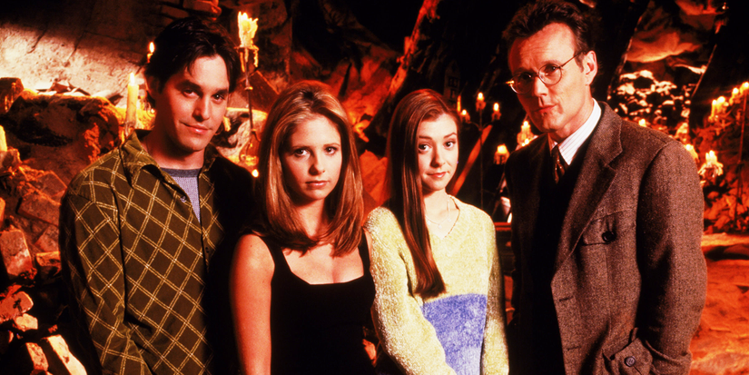 A promotional still of the Buffy the Vampire Slayer cast for season 1