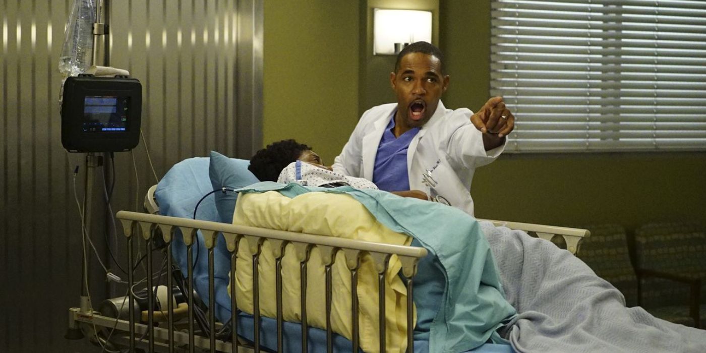 Ben's Grey's Anatomy Season 21 Return Highlights The Sad Truth About His Intern Class