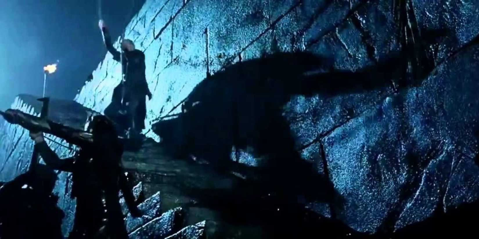 Legolas Shield Slide (1)