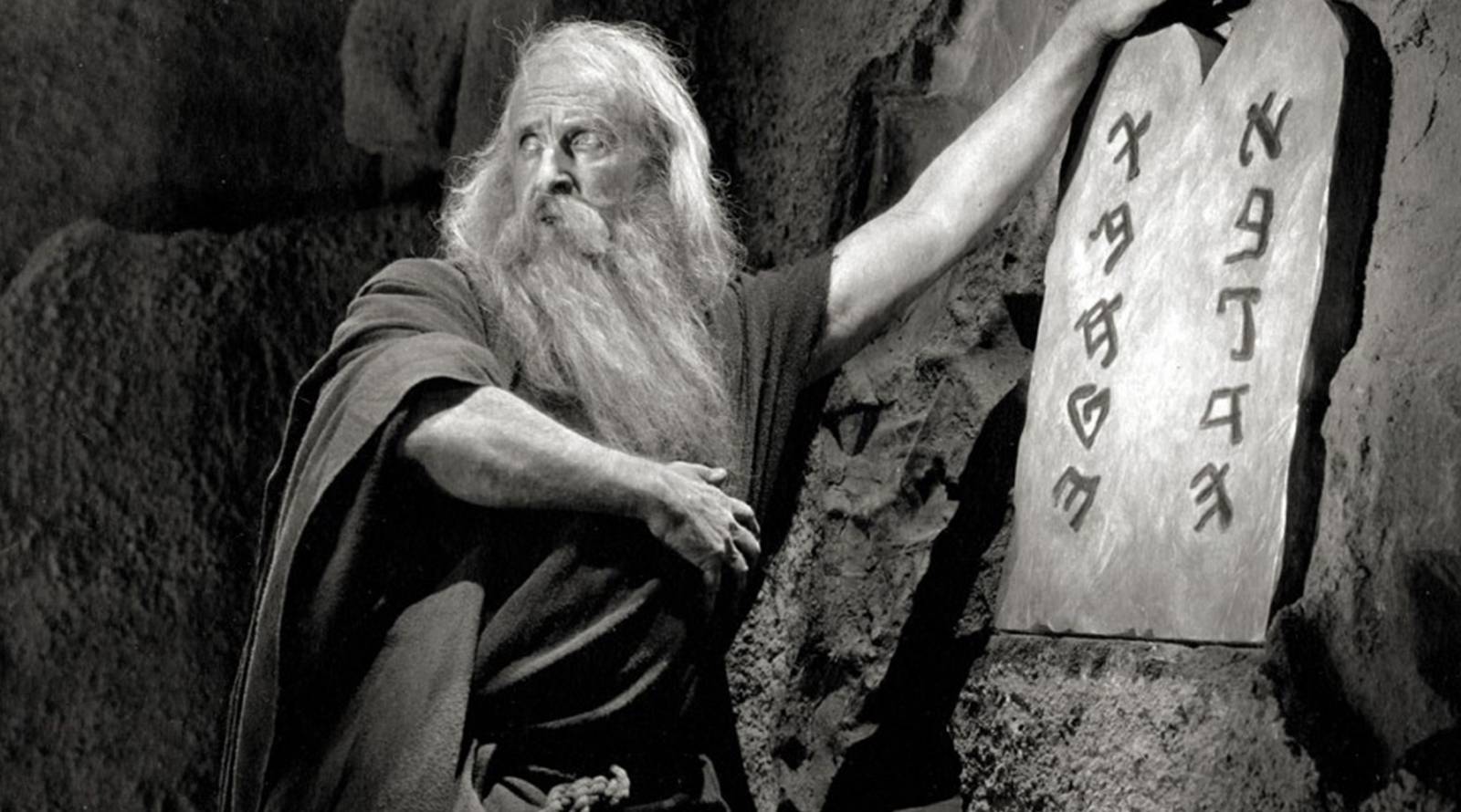 Hollywood Was Weird A Director Once Buried A Movie Set For 94 Years