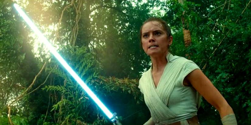 Star Wars Answers The Biggest Question About Rey's New Star Wars Movie ...