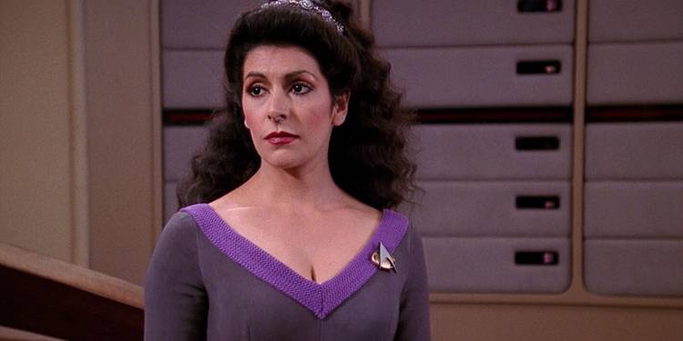 Star Trek: Discovery Season 5's Betazoid Is A Marina Sirtis Counselor Troi Tribute Star Trek: Discovery Season 5's Betazoid Is A Marina Sirtis Counselor Troi Tribute