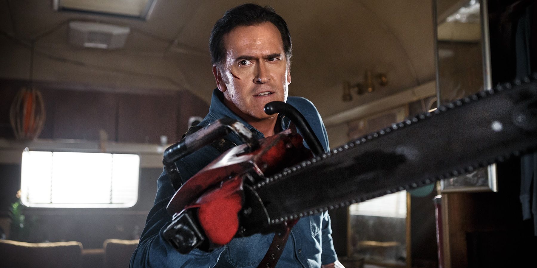 El primer programa de terror de Bruce Campbell en 6 años ya se transmite y es el seguimiento de Perfect Evil Dead