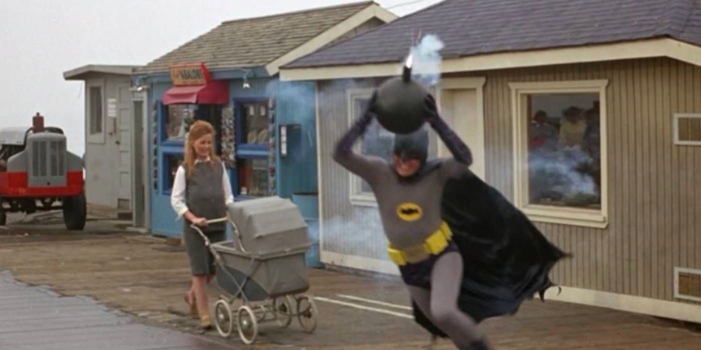 10 Batman Movie Scenes That Have Gotten Better With Age