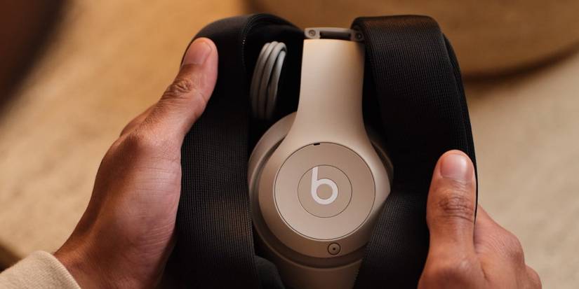 Beats Studio Pro in case