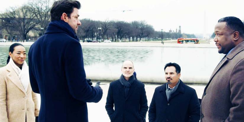 Betty Gabriel as Elizabeth Wright, John Krasinski as Jack Ryan, Michael Kelly as Mike November, Michael Peña as Domingo Chavez, and Wendell Pierce as James Greer in Tom Clancy's Jack Ryan season 4