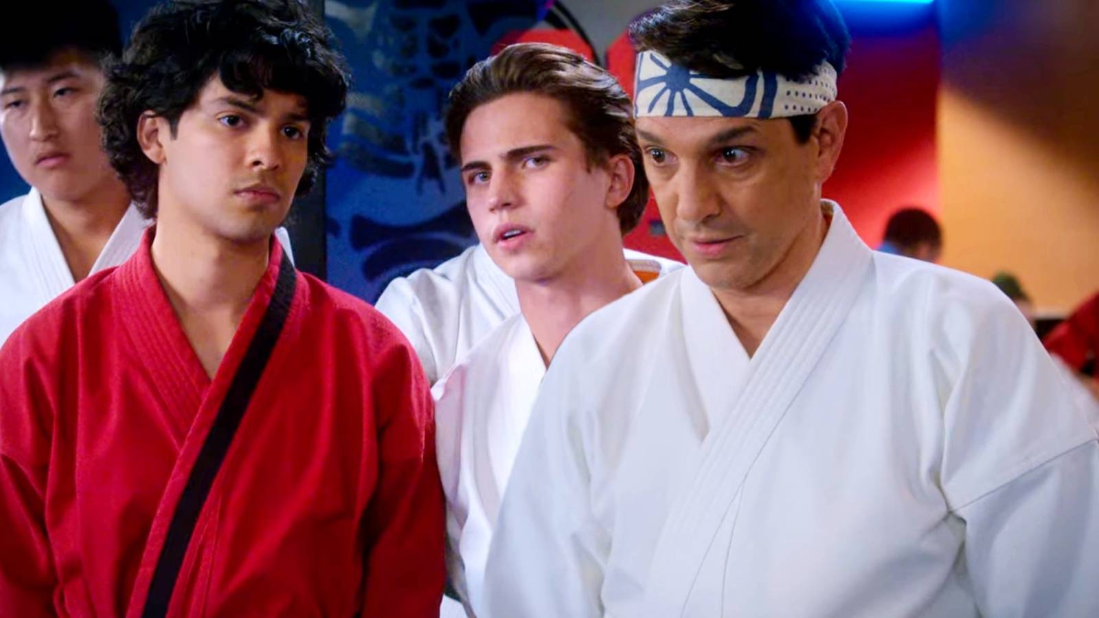 Cobra Kai Season 6 Delay Trolled By Creator After Netflix Tells Him To ...