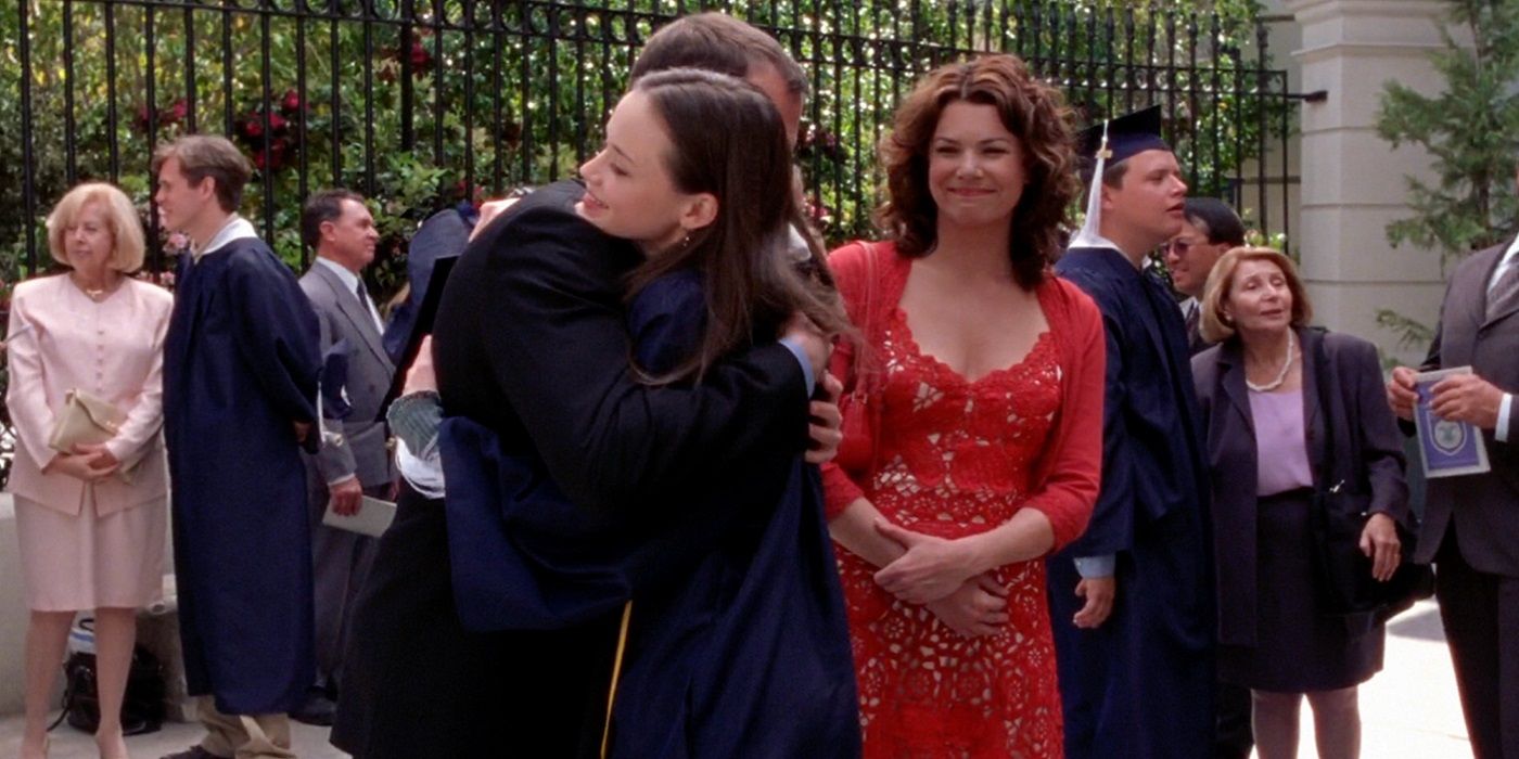 8 Things That Happen In Every Gilmore Girls Episode