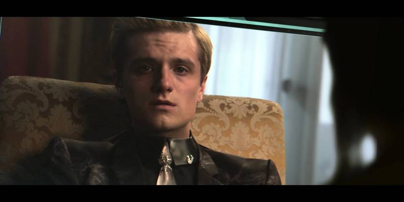 12 Hunger Games Clues That Prove Katniss & Peeta Were Always The ...