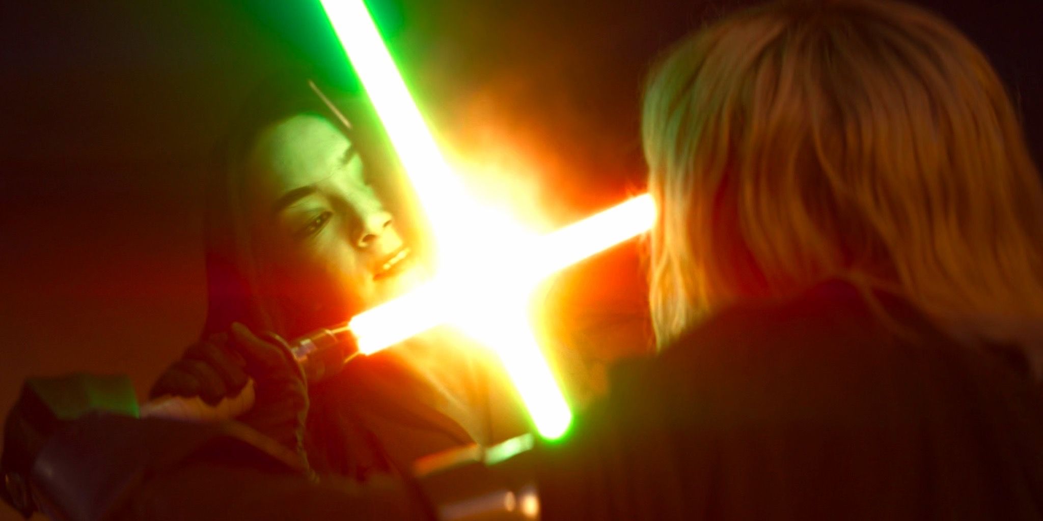 Sabine Wren & Shin Hati Clash In Incredible Star Wars Cosplay Battle