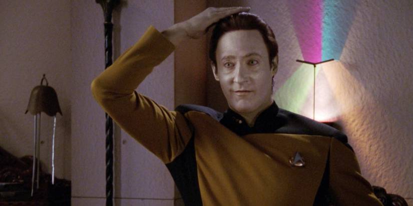 10 Weirdest Things About Data's Body In Star Trek