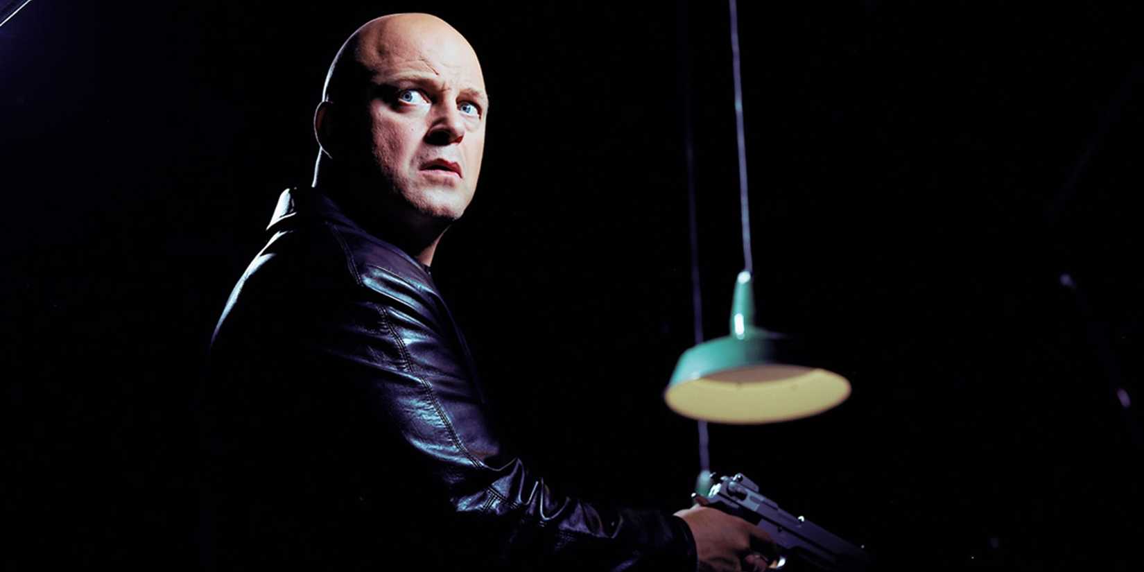 Vic Mackey surpreso em The Shield.