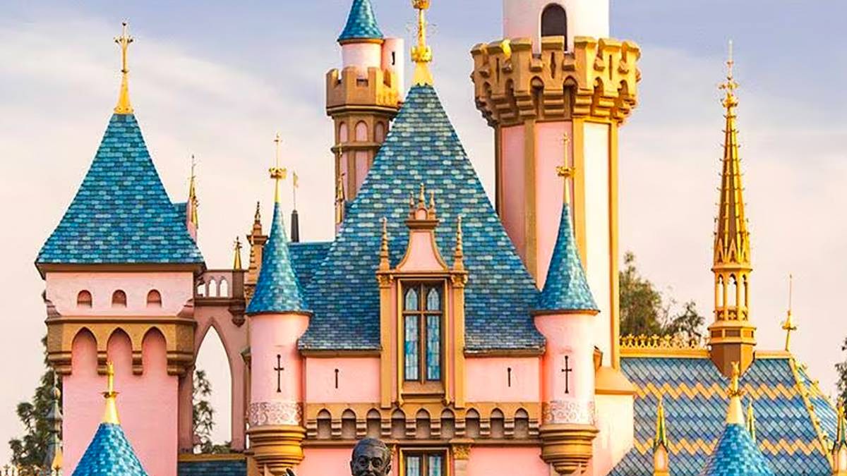 Disney Parks | ScreenRant