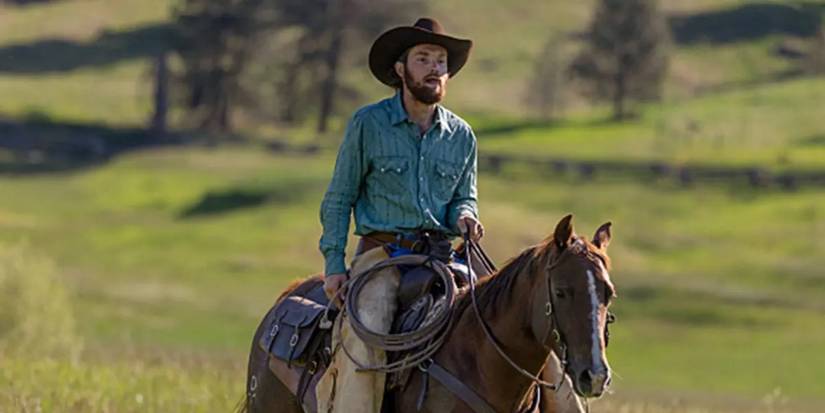 Kai Caster as Rowdy rides a horse in Yellowstone