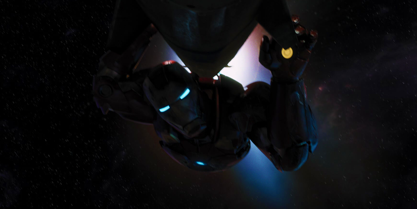Iron Man Shooting Many Rockets Iron Man's 10 Most Clever Tech Upgrades Over His 11 Years In The MCU