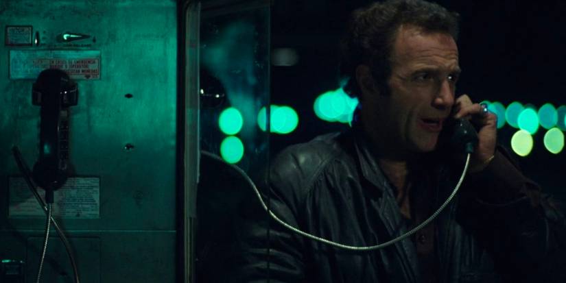 James Caan em uma cabine telefônica em Thief 1981