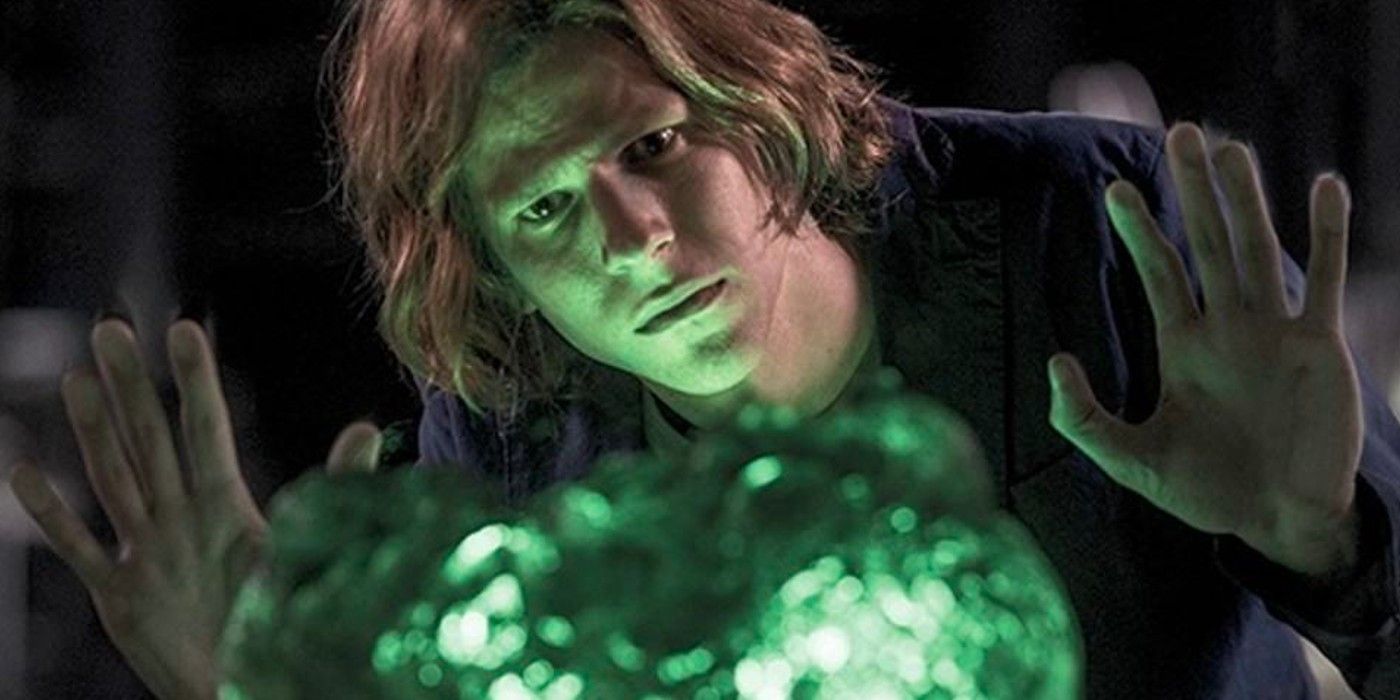 10 Superhero Movie Villains Hurt By Bad Casting Decisions